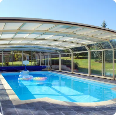 piscine couverte à Argenton-sur-Creuse près de Châteauroux dans l'Indre 36