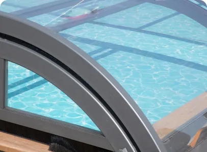 abris de piscine à Argenton-sur-Creuse près de Châteauroux dans l'Indre 36